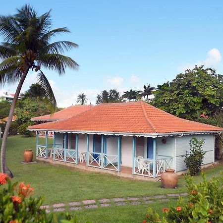 Imperatrice Village - Residence Sur La Plage Ле-Труаз-Иле Экстерьер фото